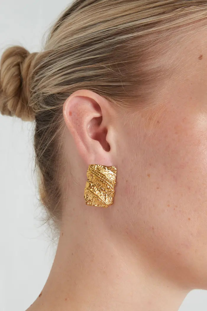 Detailed oorbellen goud
