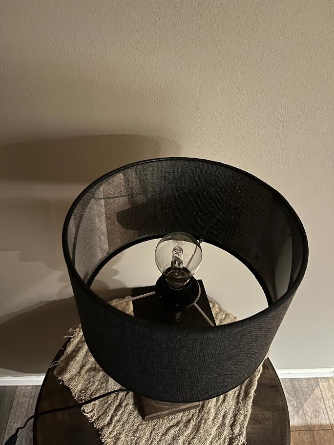 Houten voet met stoffen kap zwart groot