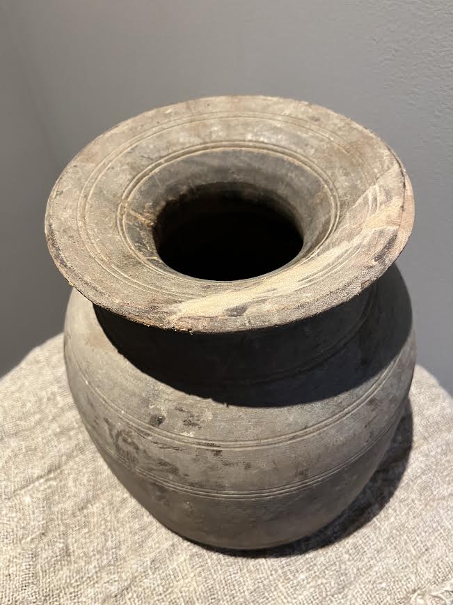 Nepalese houten pot Breed