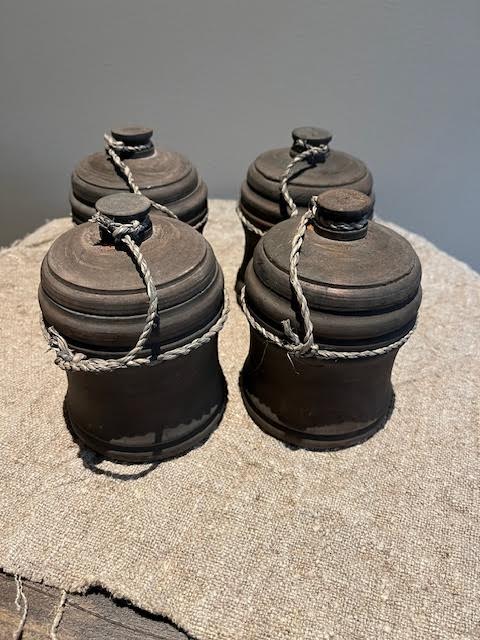 Kleine houten pot met touw XXS
