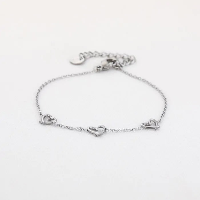 Drie hartjes armband zilver