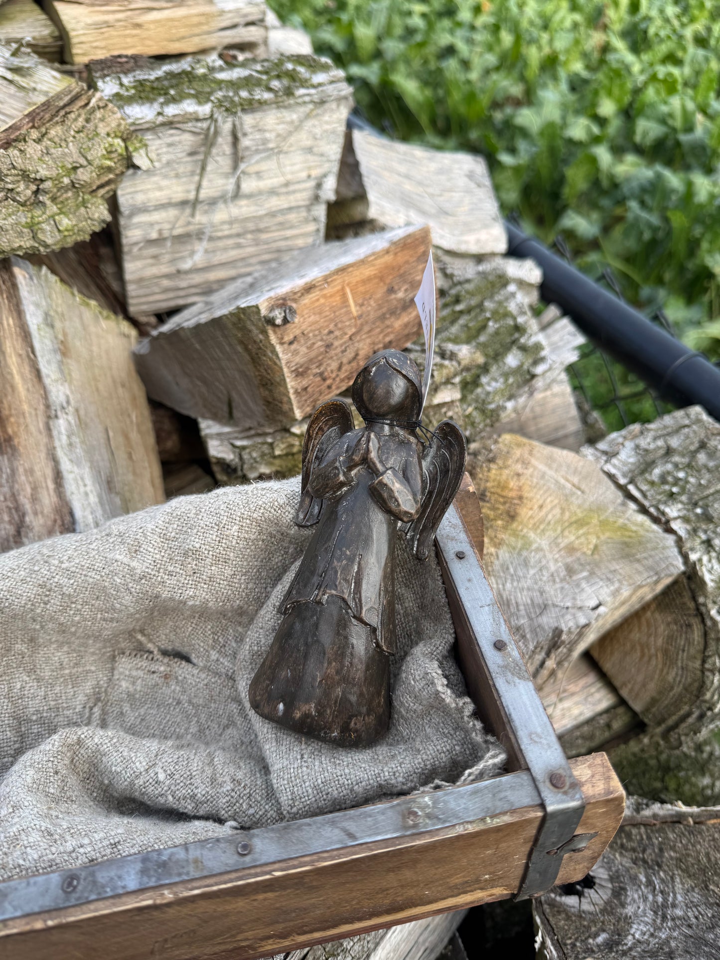 Houten stoer sobere engel met vleugels