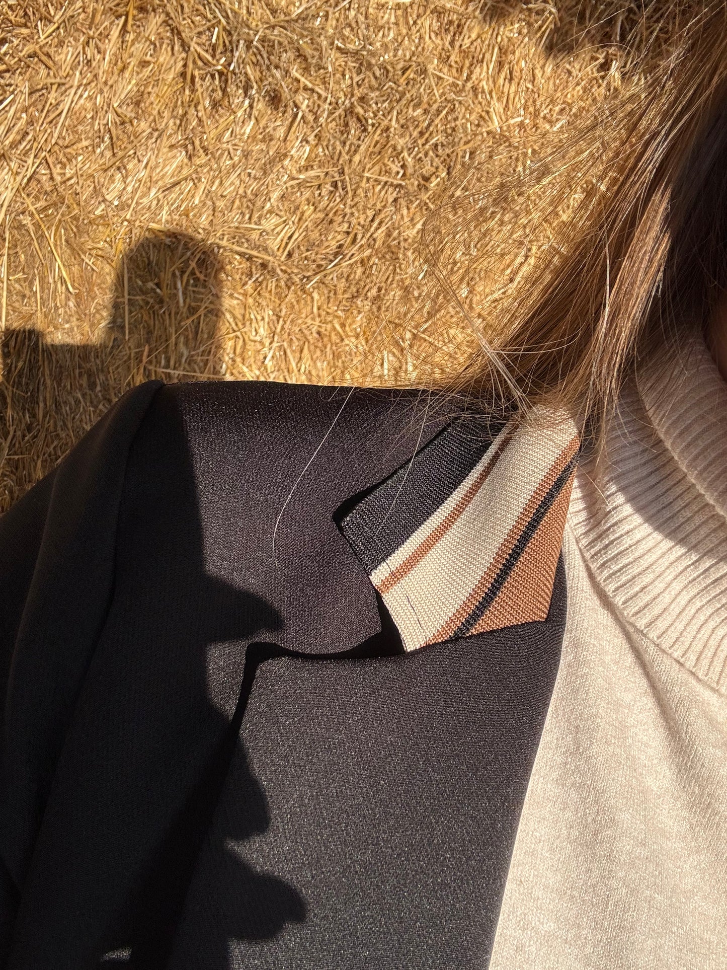 Blazer Black Details