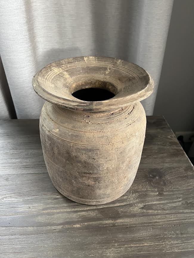 Nepalese houten  pot