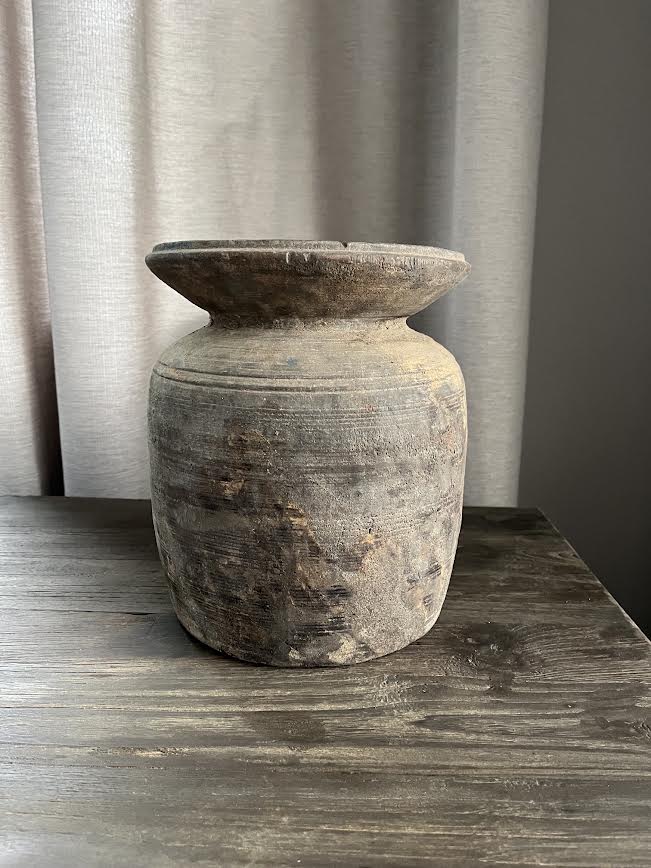 Nepalese houten  pot
