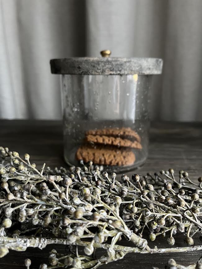 Glazen voorraad potten met houten deksel
