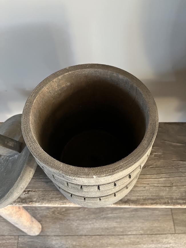 Robuuste Houten Pot met deksel en greep Trapaliving