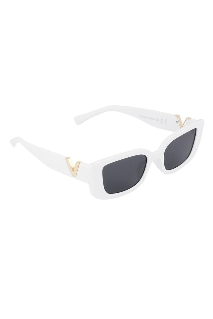 V detailed white zonnebril