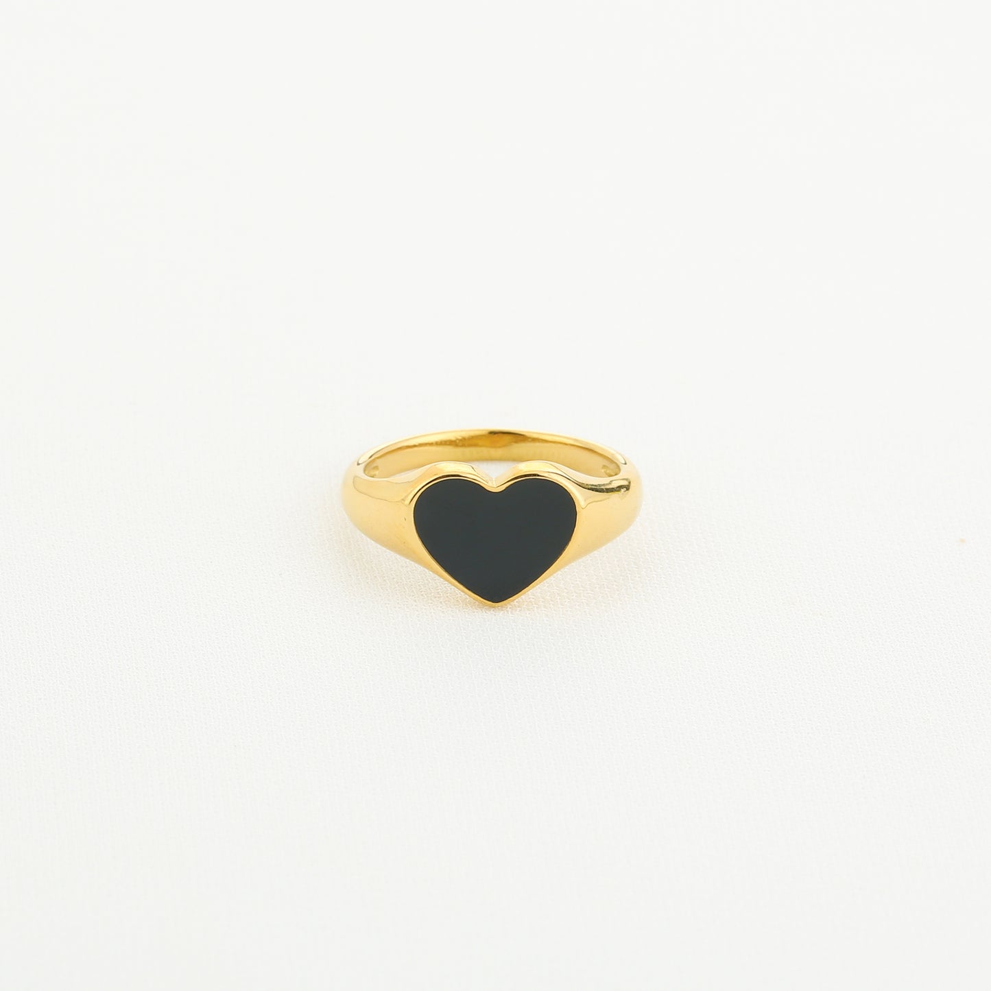 Black heart ring goud