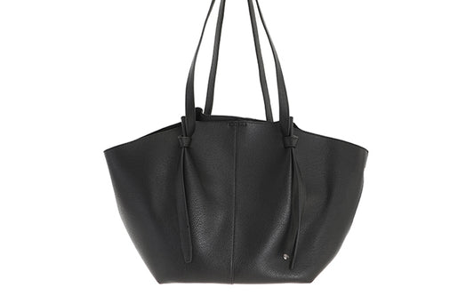 Black shopper Todi