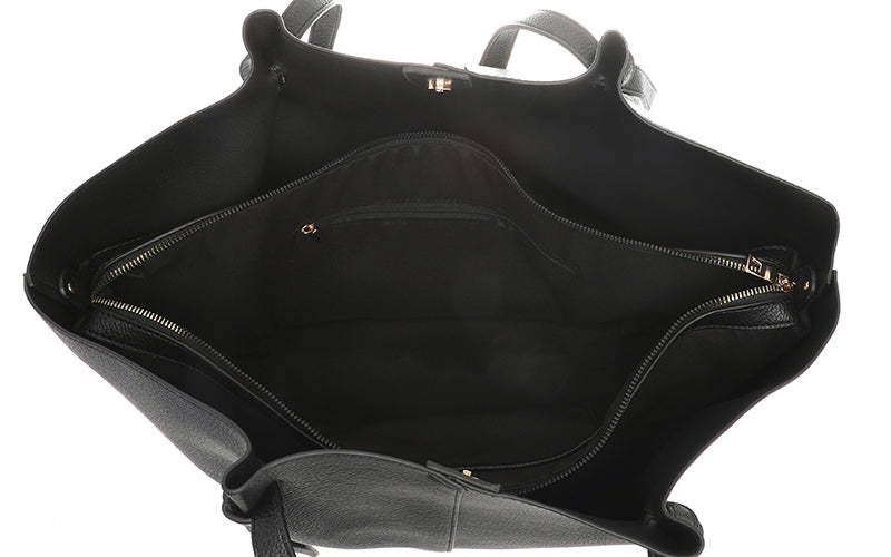 Black shopper Todi