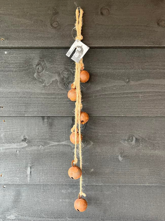 Roest belletjes aan touw